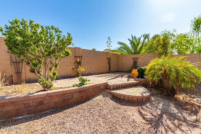 Building Photo - 18271 W Desert Trumpet Rd