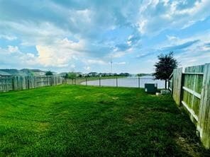 Building Photo - 4810 Emerson Manor Dr
