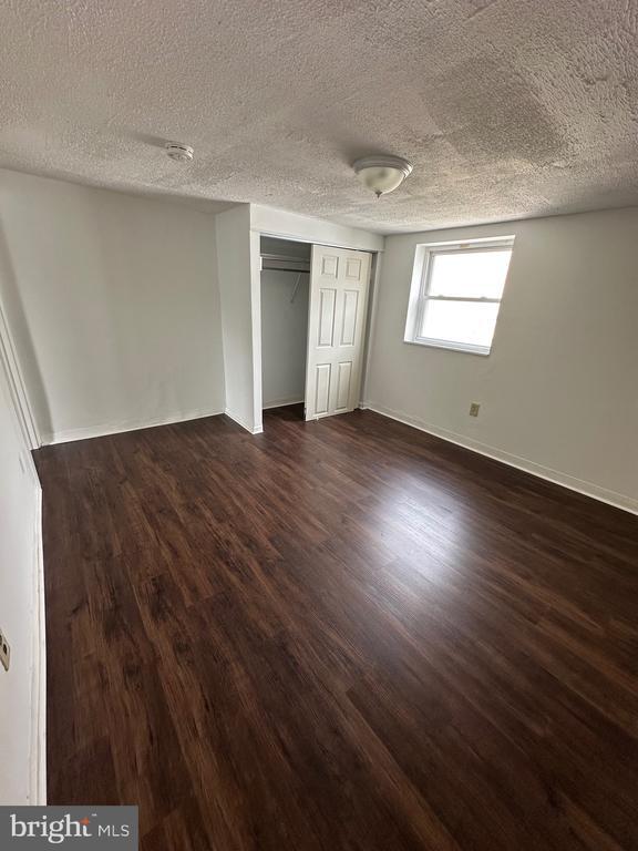 Building Photo - 1621 Olive St