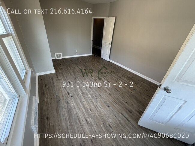 Building Photo - 931 E 143rd St