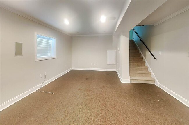 Building Photo - 2902 Delcourt Dr