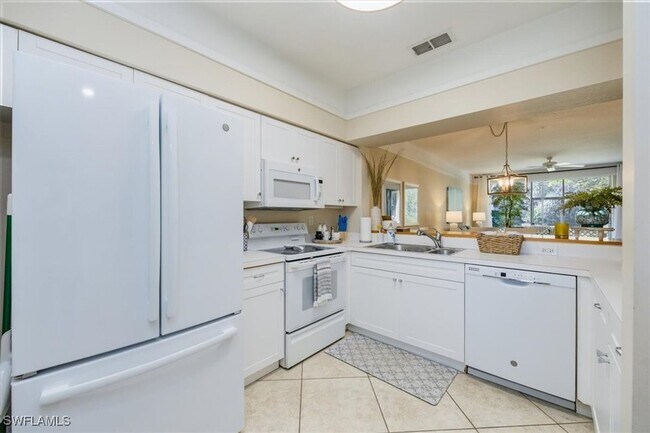 Building Photo - 3235 Cypress Glen Way
