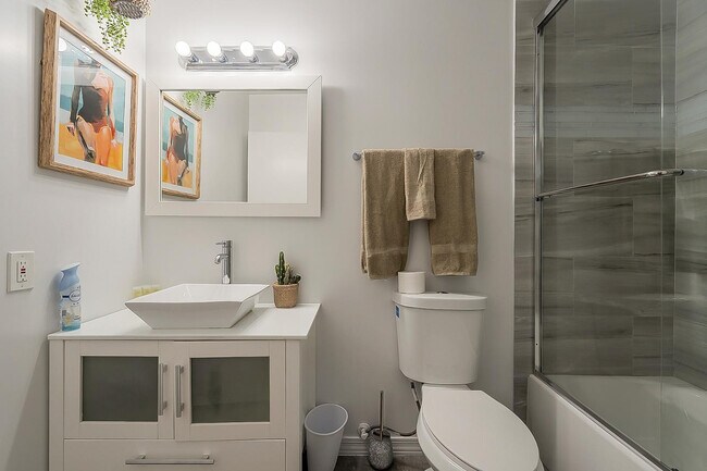 Building Photo - 2534 N 87th Way