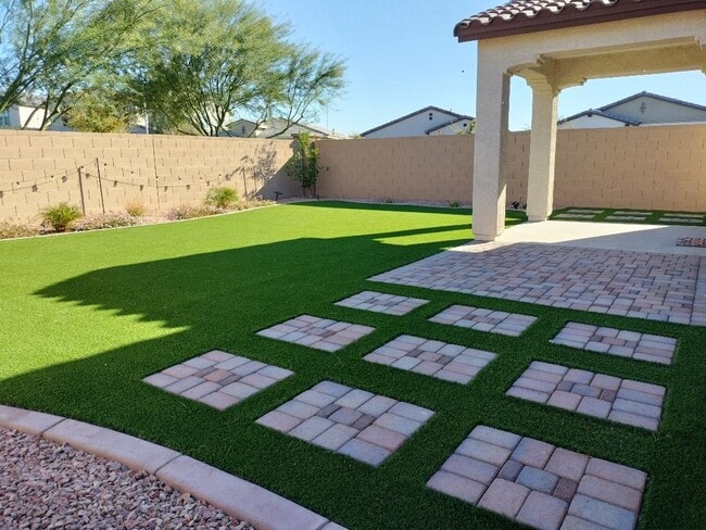 Building Photo - 1863 S 82nd Pl