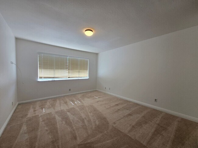 Building Photo - 6425 Big Pine Way