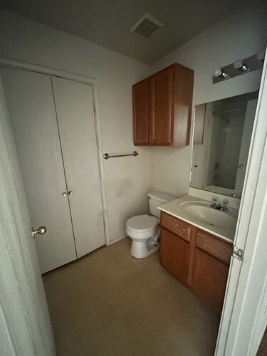 Building Photo - 5705 Redstone Dr