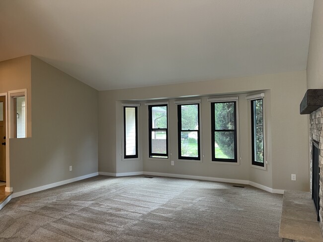 Building Photo - 4579 N Wisteria Pl