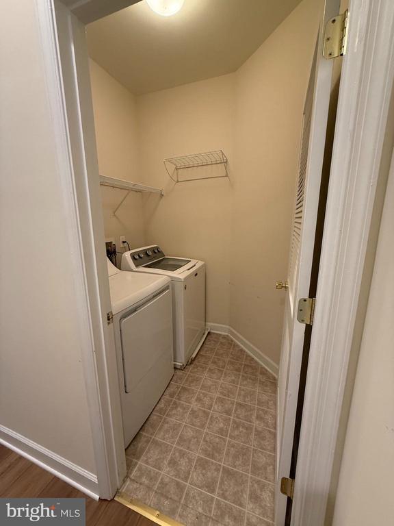 Building Photo - 708 Redgate Ln