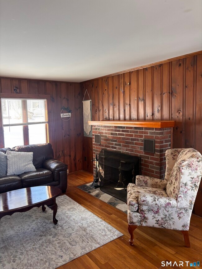 Building Photo - 34 Brightwater Rd