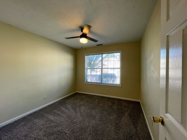Building Photo - The Crossings at Morganton