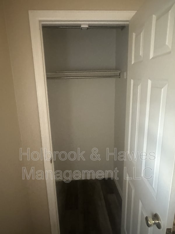 Building Photo - 4531 Boardwalk Dr