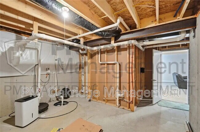 Building Photo - 414 Sydney Dr
