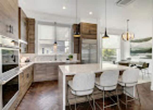 Building Photo - Residences at West Oaks