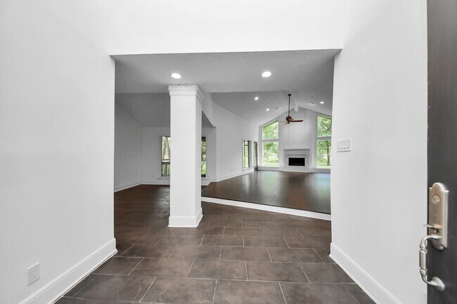 Building Photo - 4126 Pecan Bend Dr