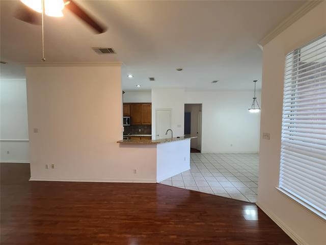 Building Photo - 622 Manchester Dr