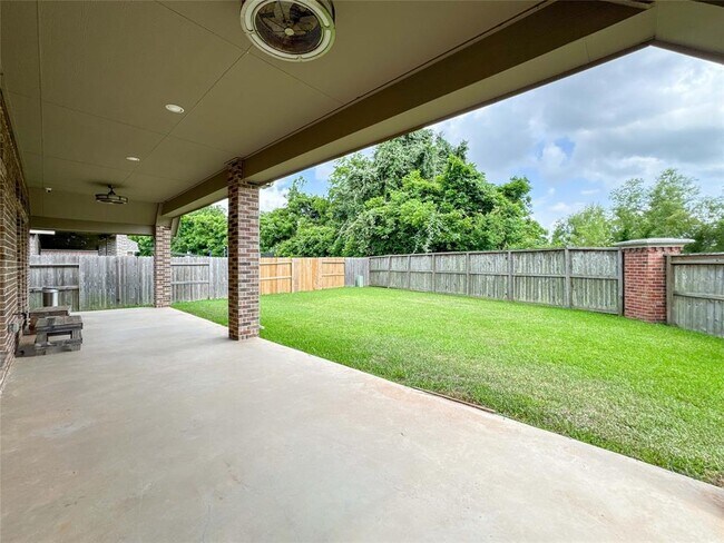 Building Photo - 10702 Longpoint Path