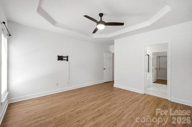 Building Photo - 4084 Holly Villa Cir