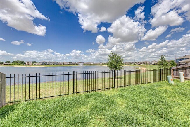 Building Photo - 25442 Cartington Ln