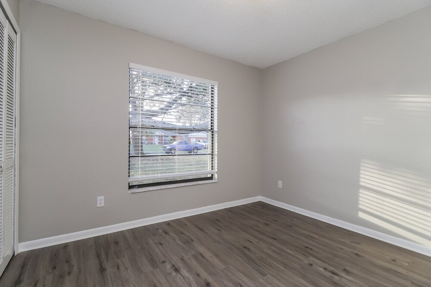 Building Photo - 4453 Tomlinson Cir