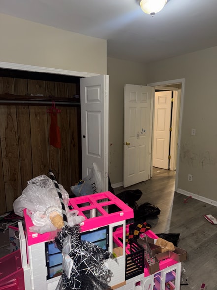 Building Photo - 1309 Barney Ave