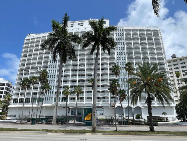 Building Photo - 5401 Collins Ave