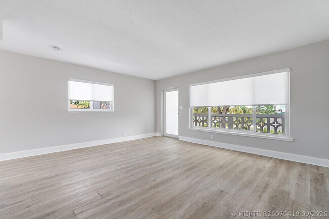 Building Photo - 624 Southwind Cir