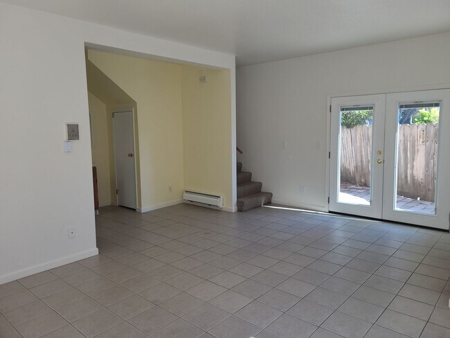 Building Photo - S.55th Street 1520