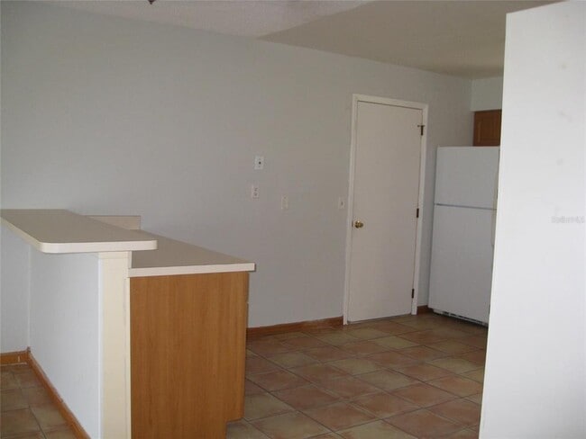 Building Photo - 10443 Manassas Cir