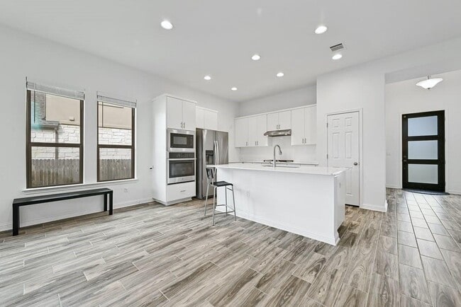 Building Photo - 6725 Denia Dr