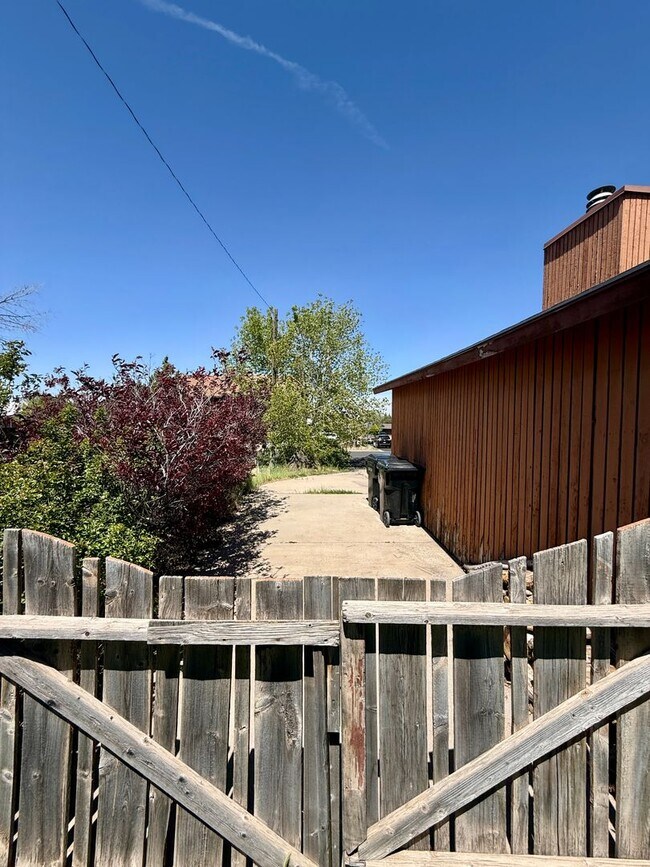Building Photo - Pet-friendly 4-BR Home in Cedar City with Large Yard