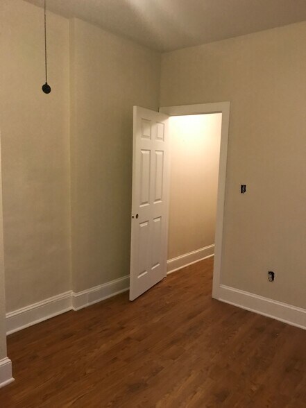 Building Photo - 3783 Cresson St