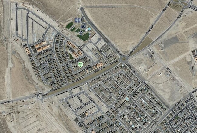 Building Photo - Fairly New Gorgeous SMART House!