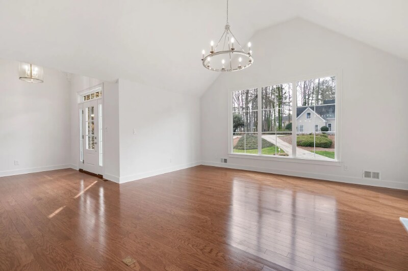 Building Photo - 1986 Willeo Creek Point