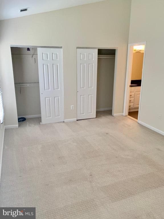 Building Photo - 1569 Templeton Pl