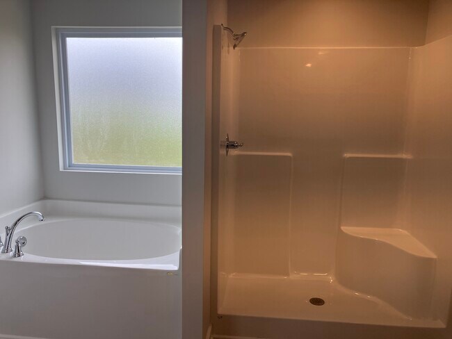 Building Photo - 6028 Taramore Ln NW
