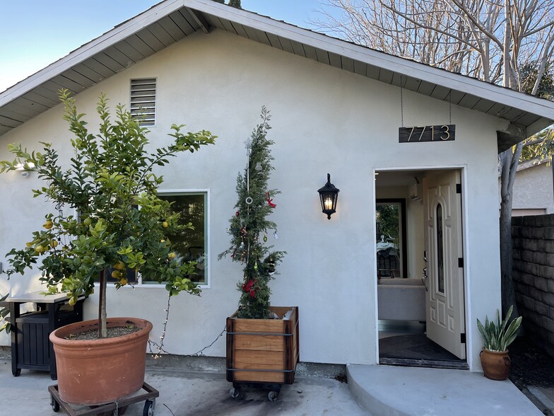 Front Entrance with security lighting all around - 7713 Owensmouth Ave