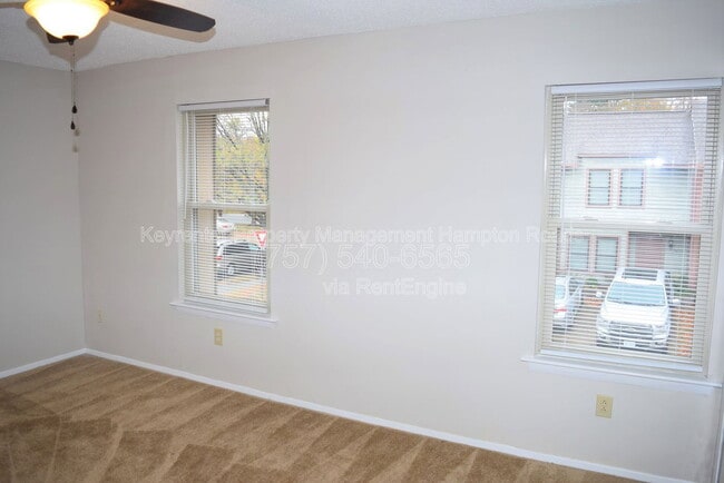 Building Photo - 1412 Woodscape Ln