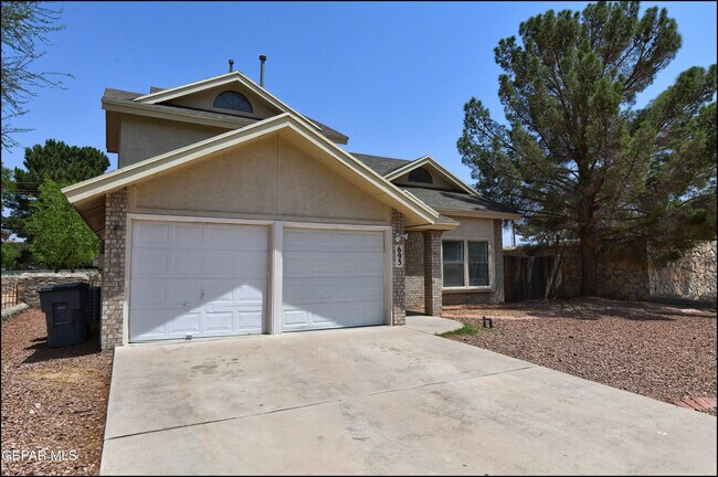 Building Photo - 695 Bluff Canyon Cir