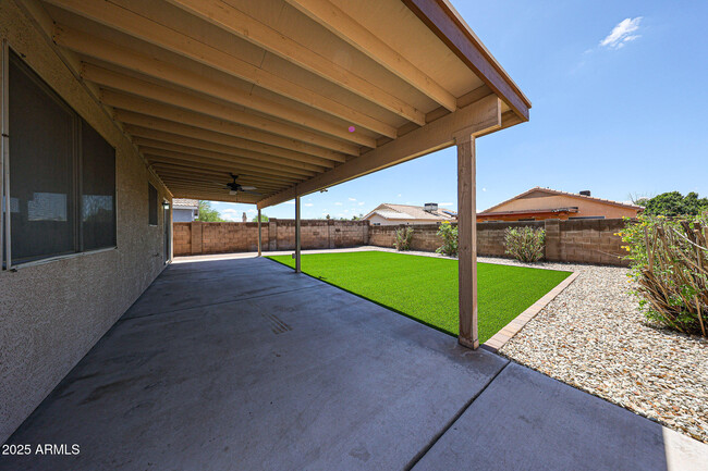 Building Photo - 3211 W Abraham Ln