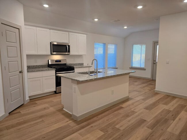 Building Photo - 7425 8th St