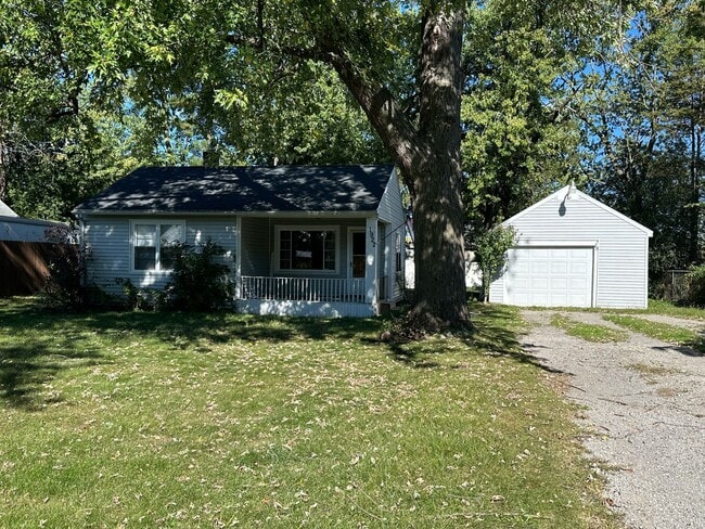 Primary Photo - 1922 W Washington- Single Family Home