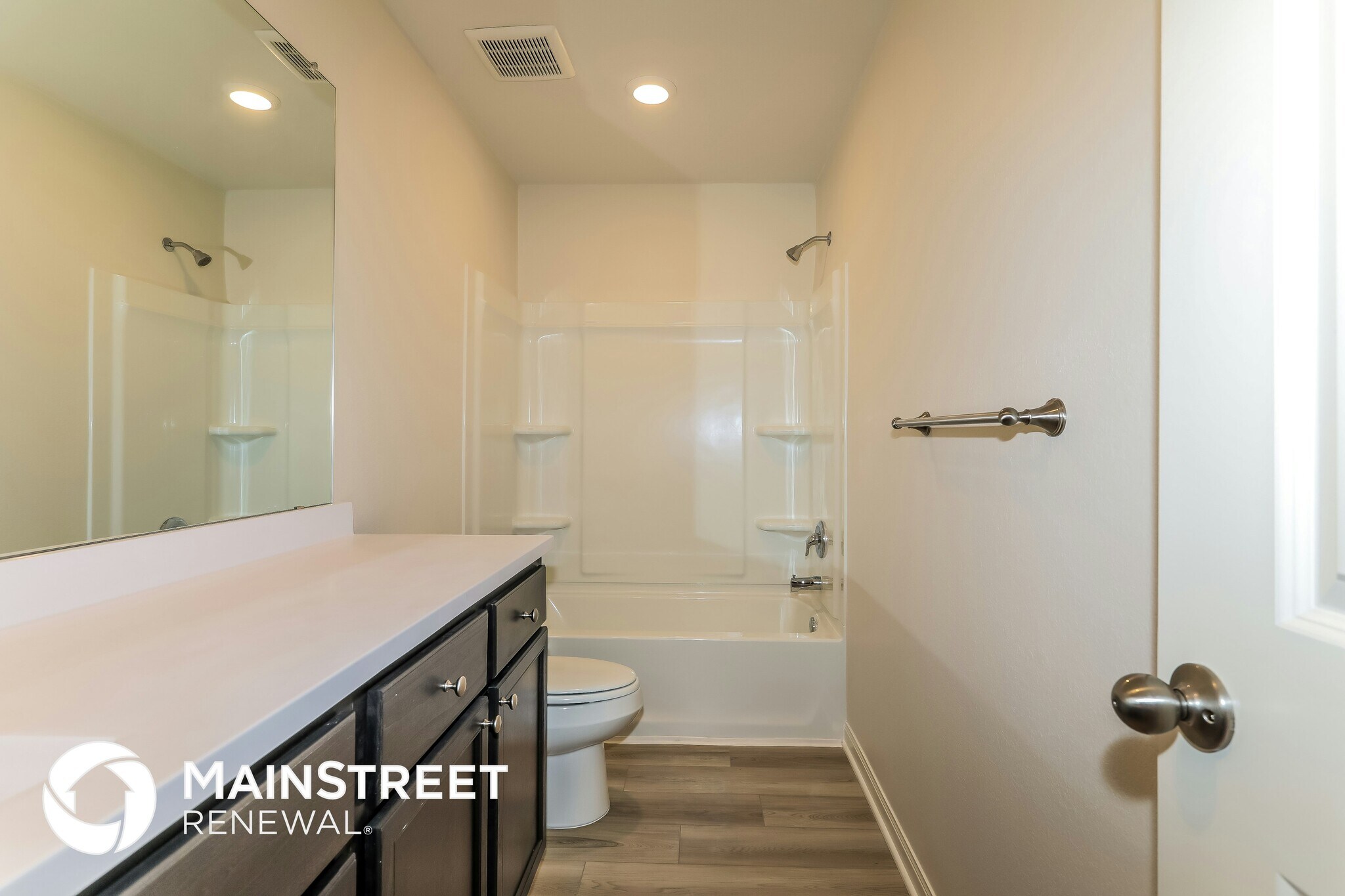 Building Photo - 26869 Steinbeck Dr