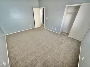 Building Photo - 6025 Draft Horse Dr