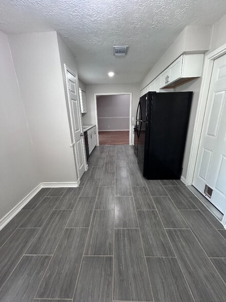 Building Photo - 29502 Raestone St