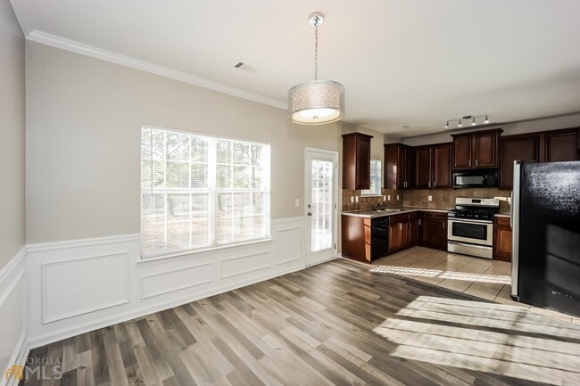 Building Photo - 3641 Oakleaf Pass