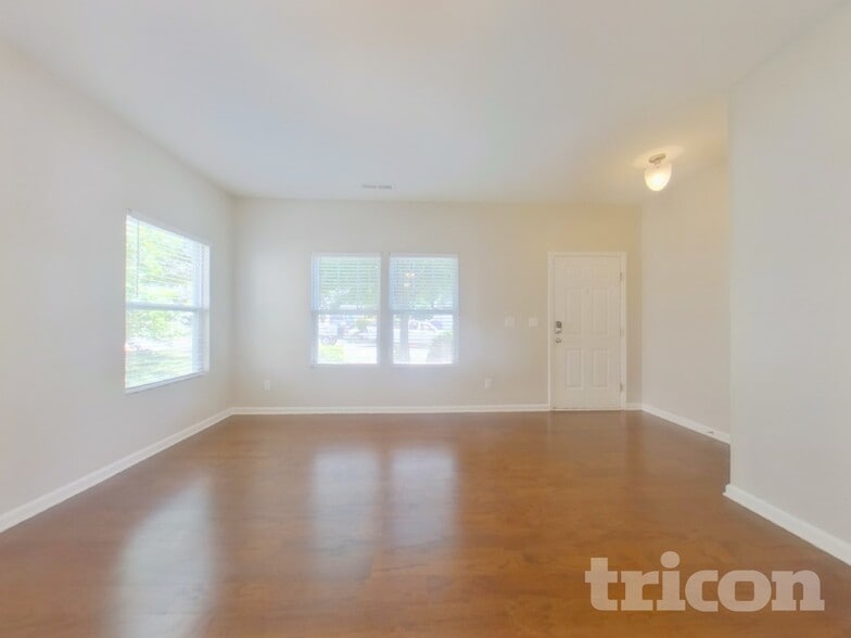 Building Photo - 1025 Joselynn Drive