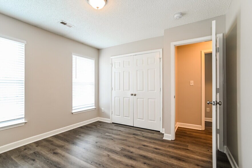 Building Photo - 8504 Stoneman Pl