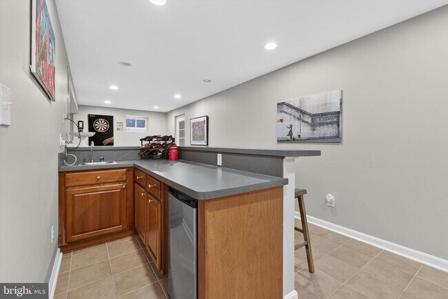 Building Photo - 11922 Holly Spring Dr