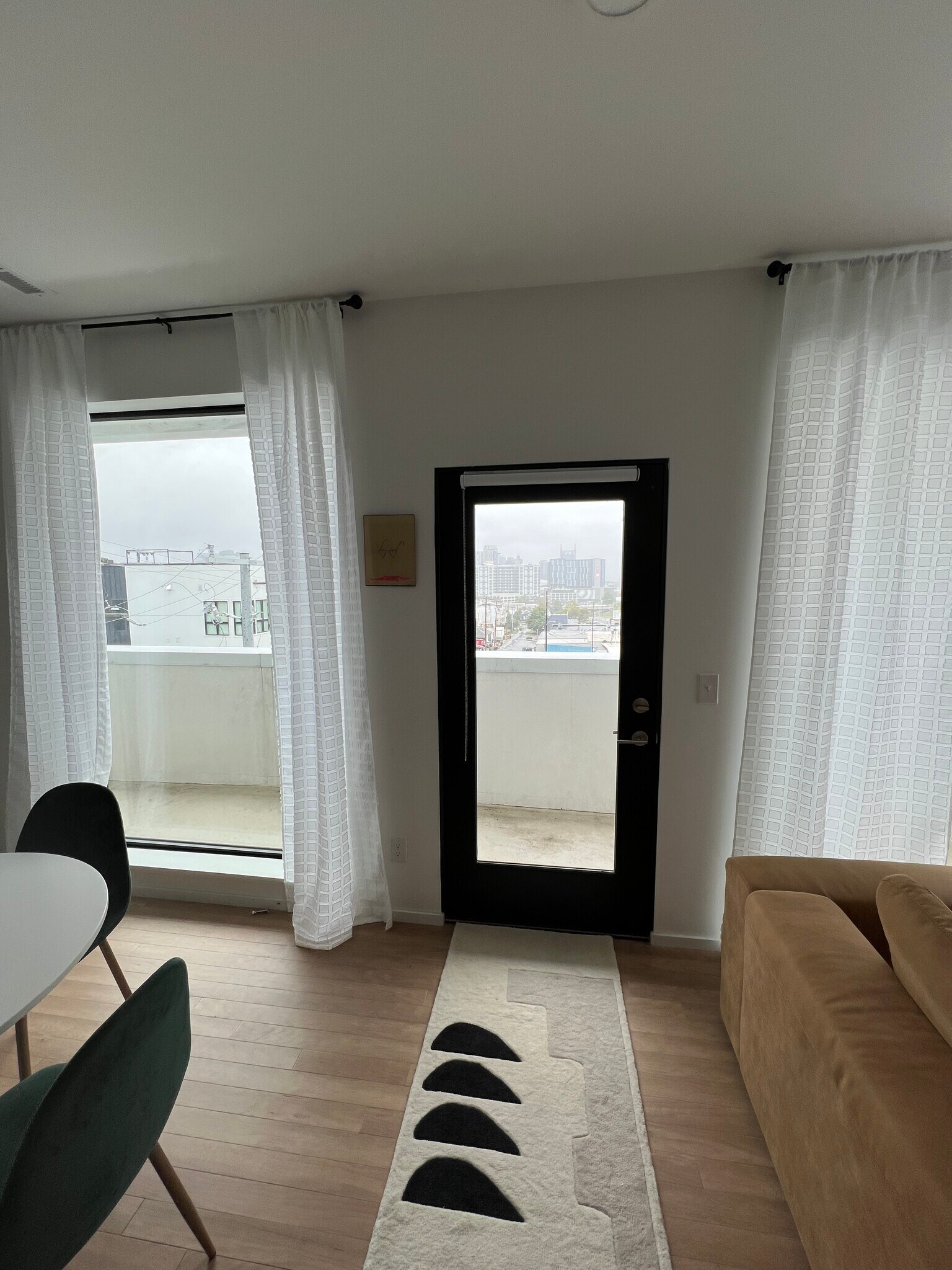 Patio door in main living area - 806 Olympic St