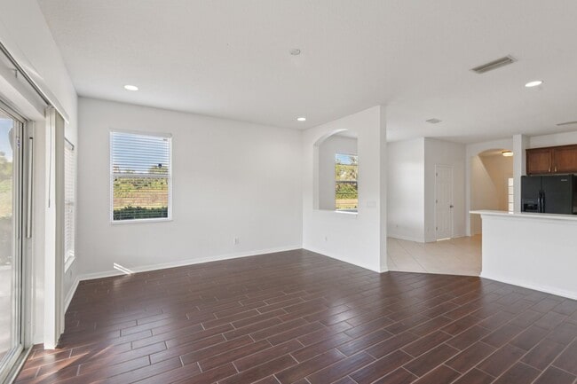 Building Photo - 12805 Avelar Manor Pl